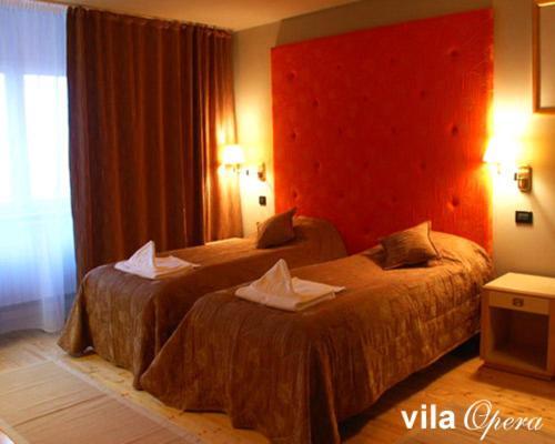 Opera Hotel Oradea Exterior foto